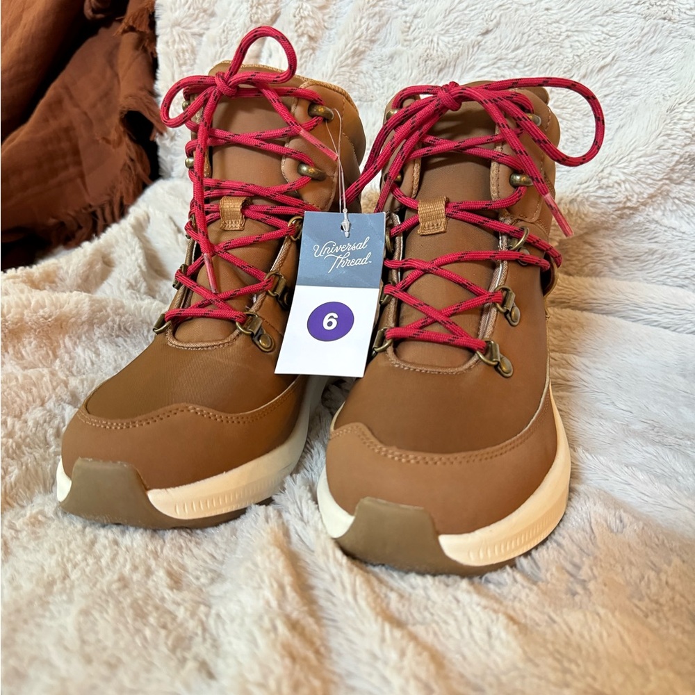 Universal Thread Brown Boots with Red Laces